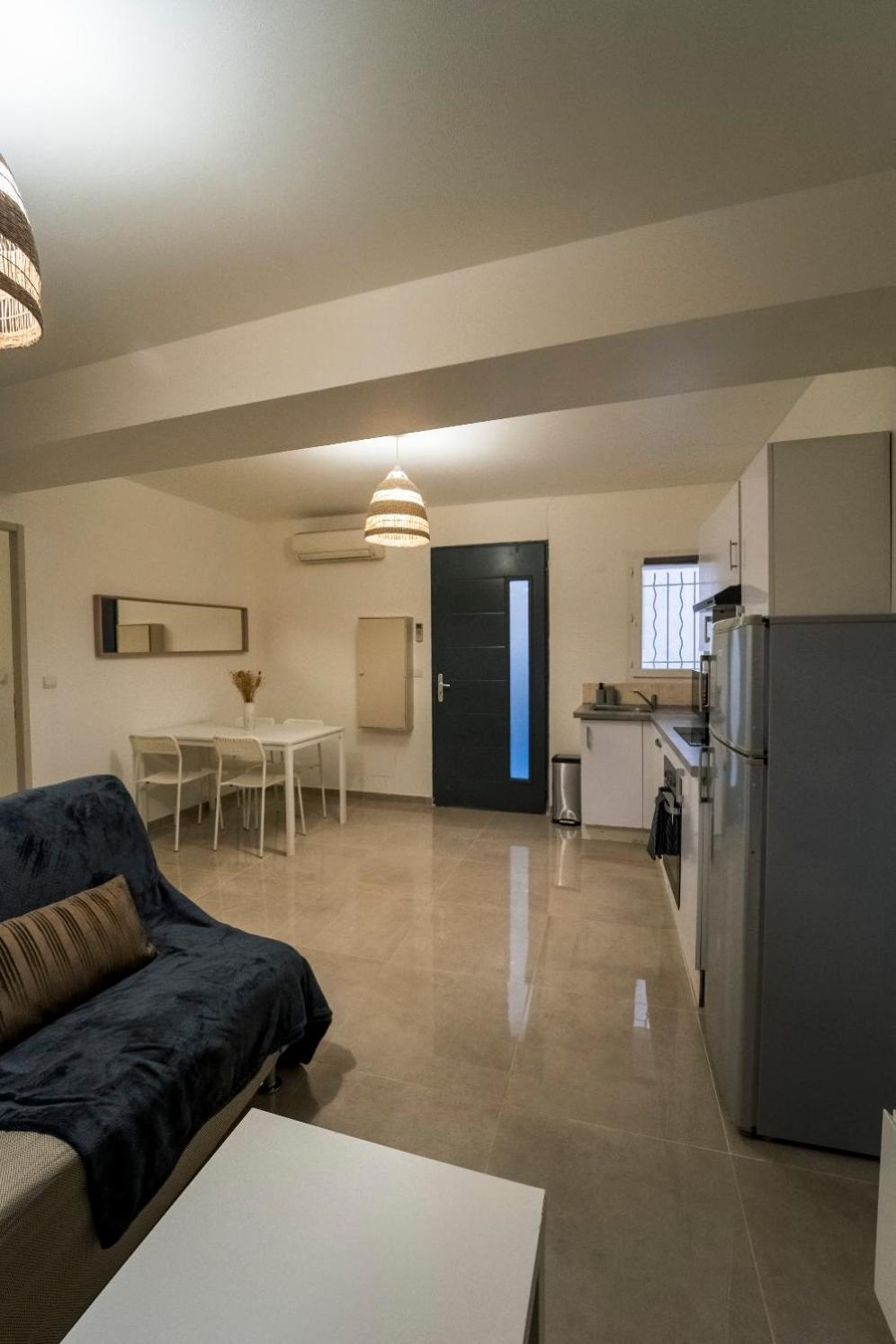 Appartement Des Carmes Ним Экстерьер фото